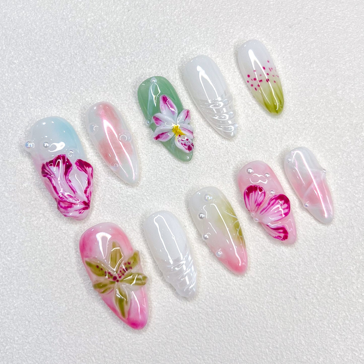 Gentle Flower Nails