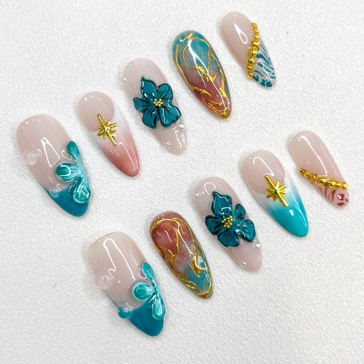 Emerald Gold Mine Nails