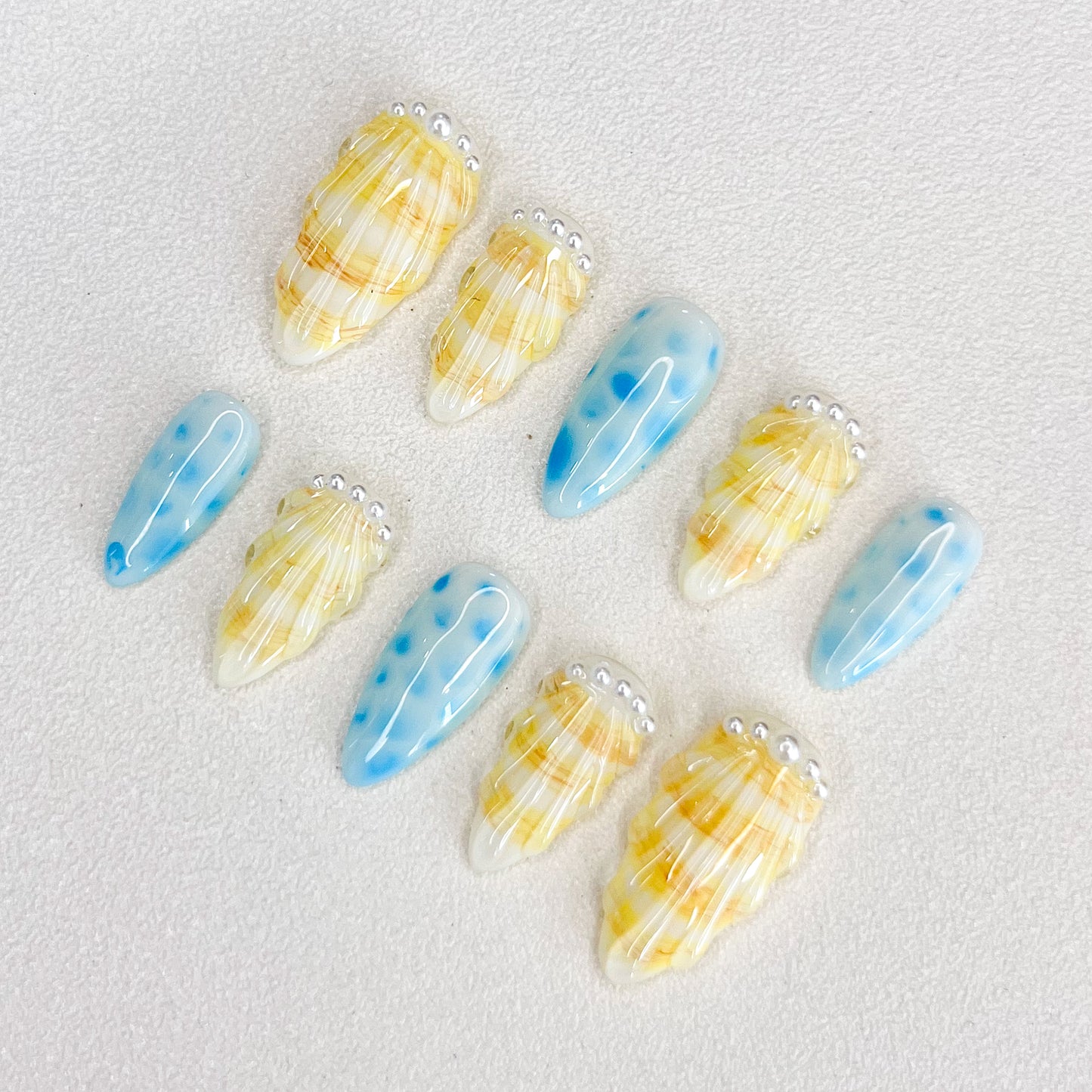 Beach Shell Nails