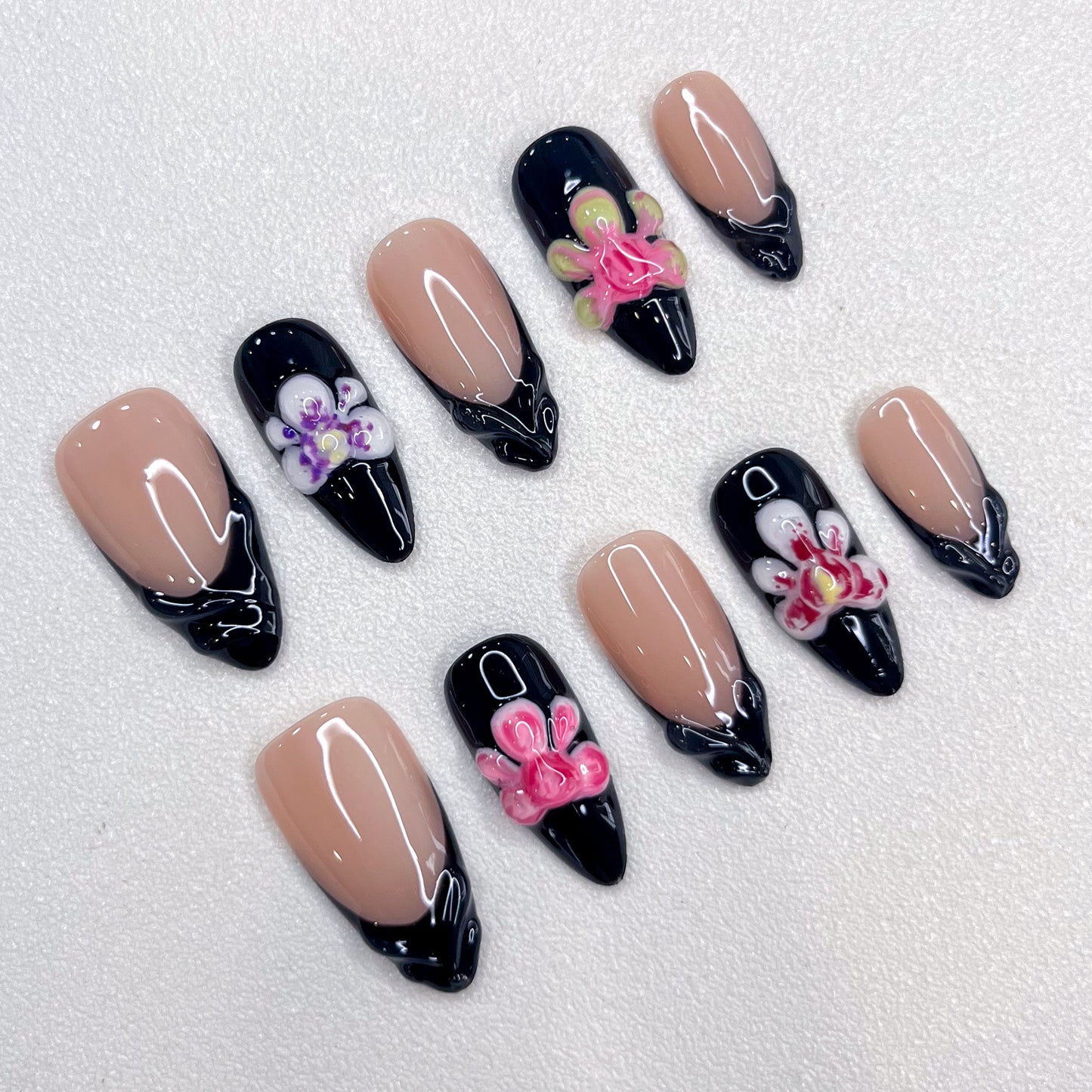 Dark garden Nails